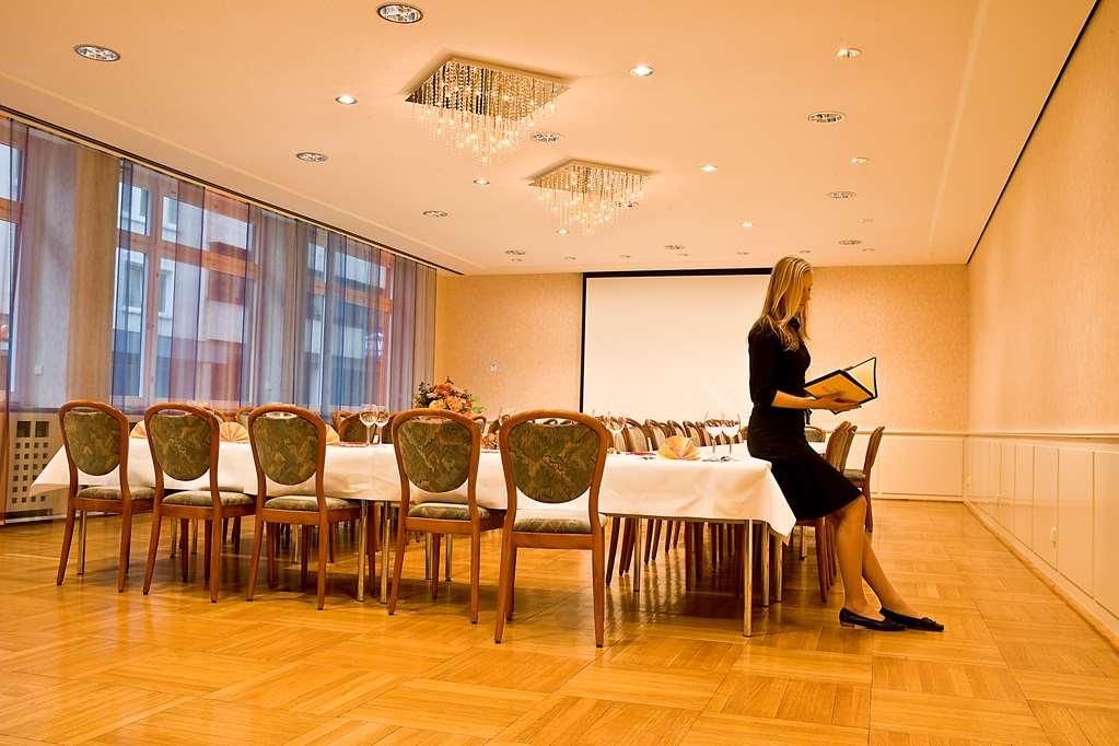 Hotel Wartburg Stuttgart Kemudahan gambar